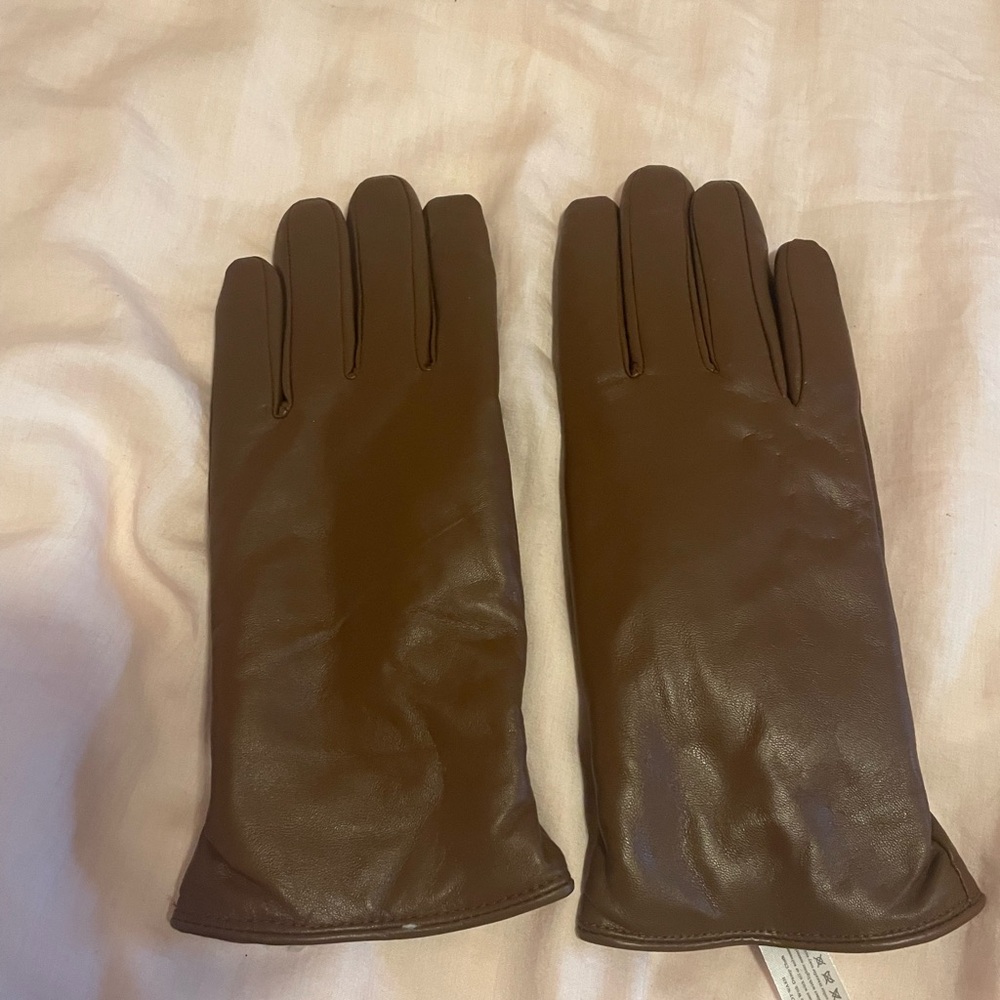 Brown leather gloves